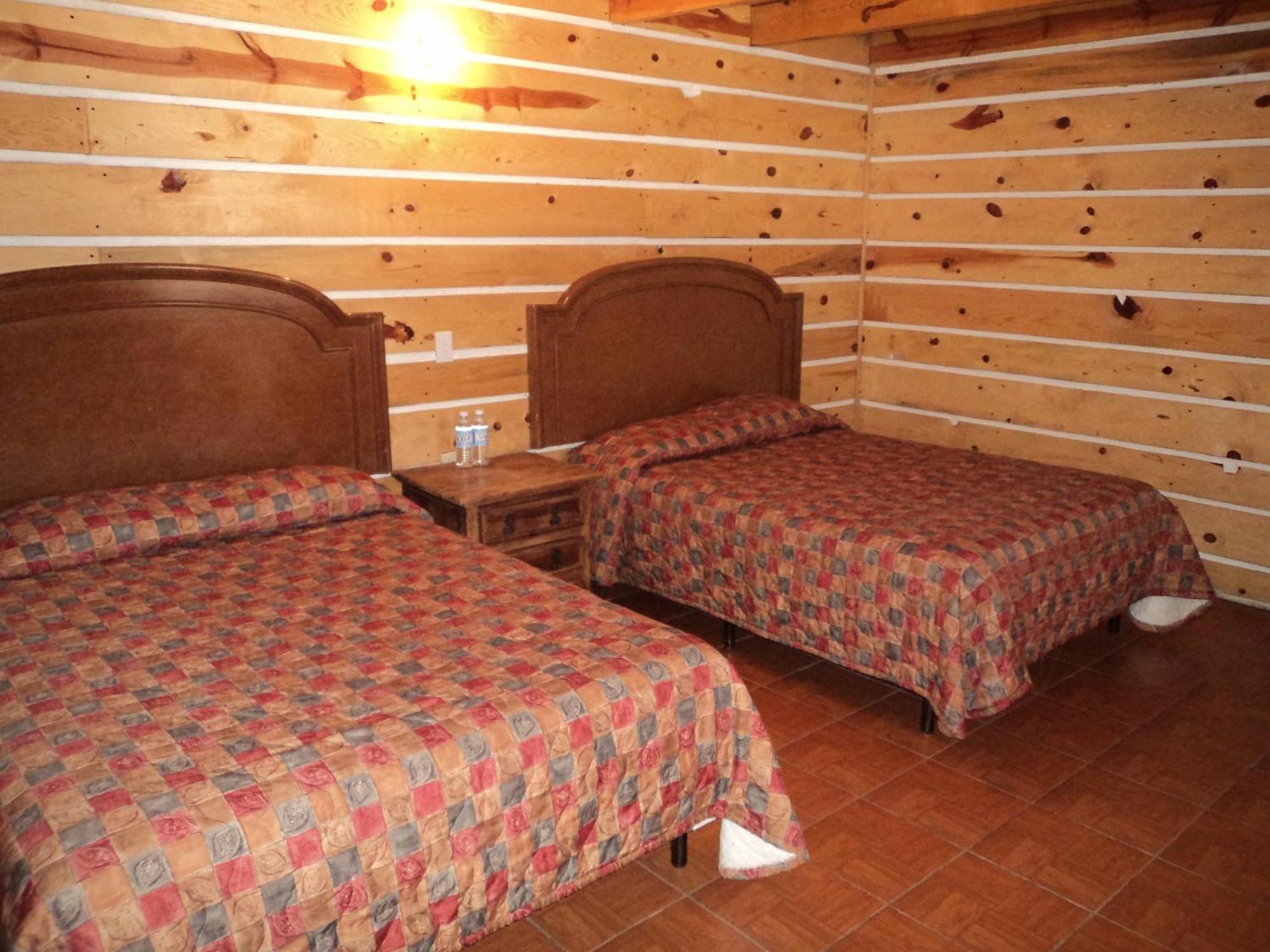 Cabanas Montebello Inn Creel Exteriör bild